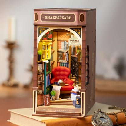 Shakespeare Book Nook