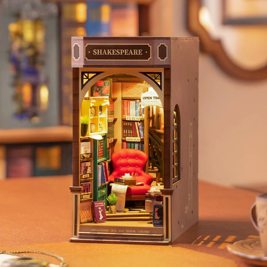 Shakespeare Book Nook